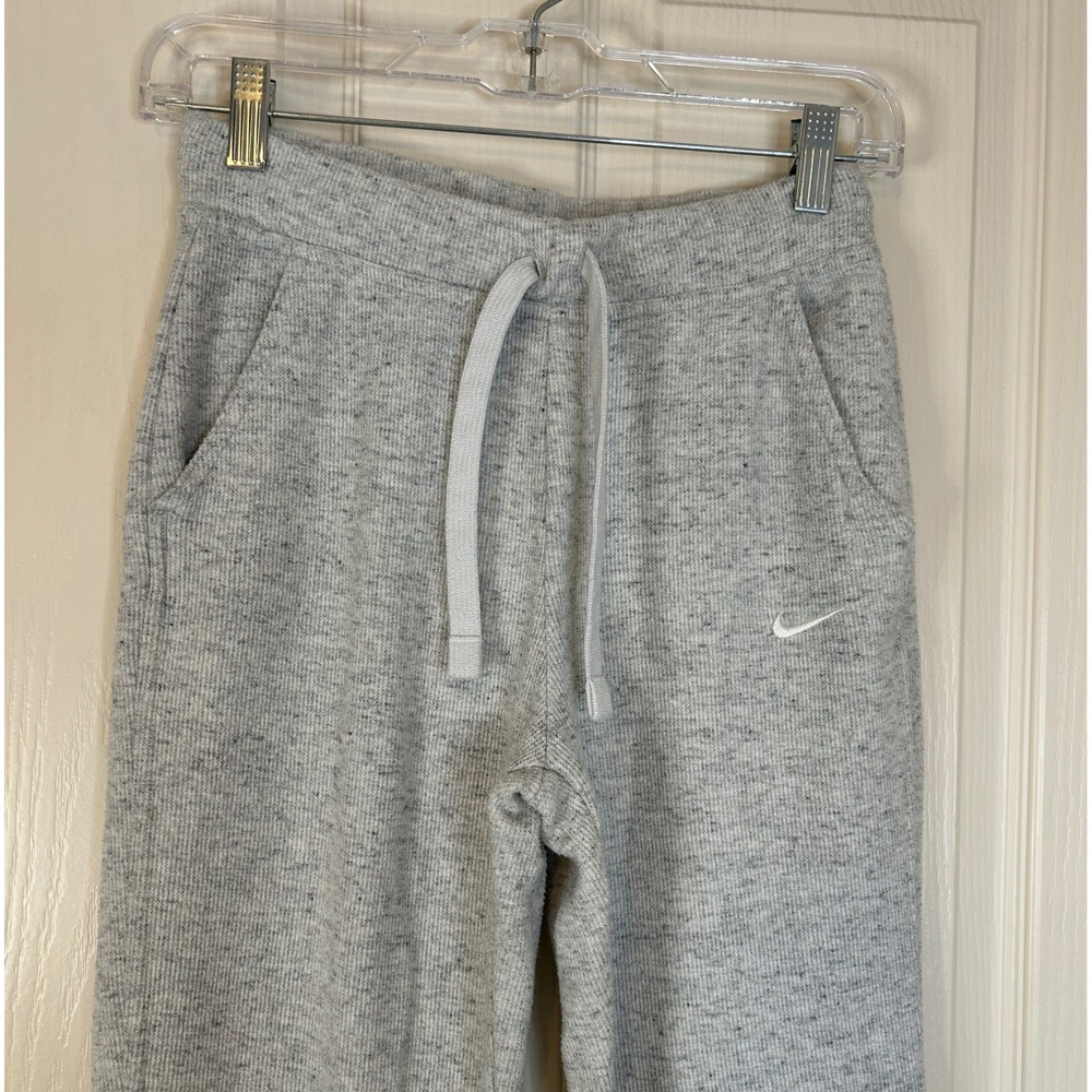 Nike Womens XS Light Gray Jogger Sweatpants Drawstring Pockets Casual Activewear - Picture 2 of 13
